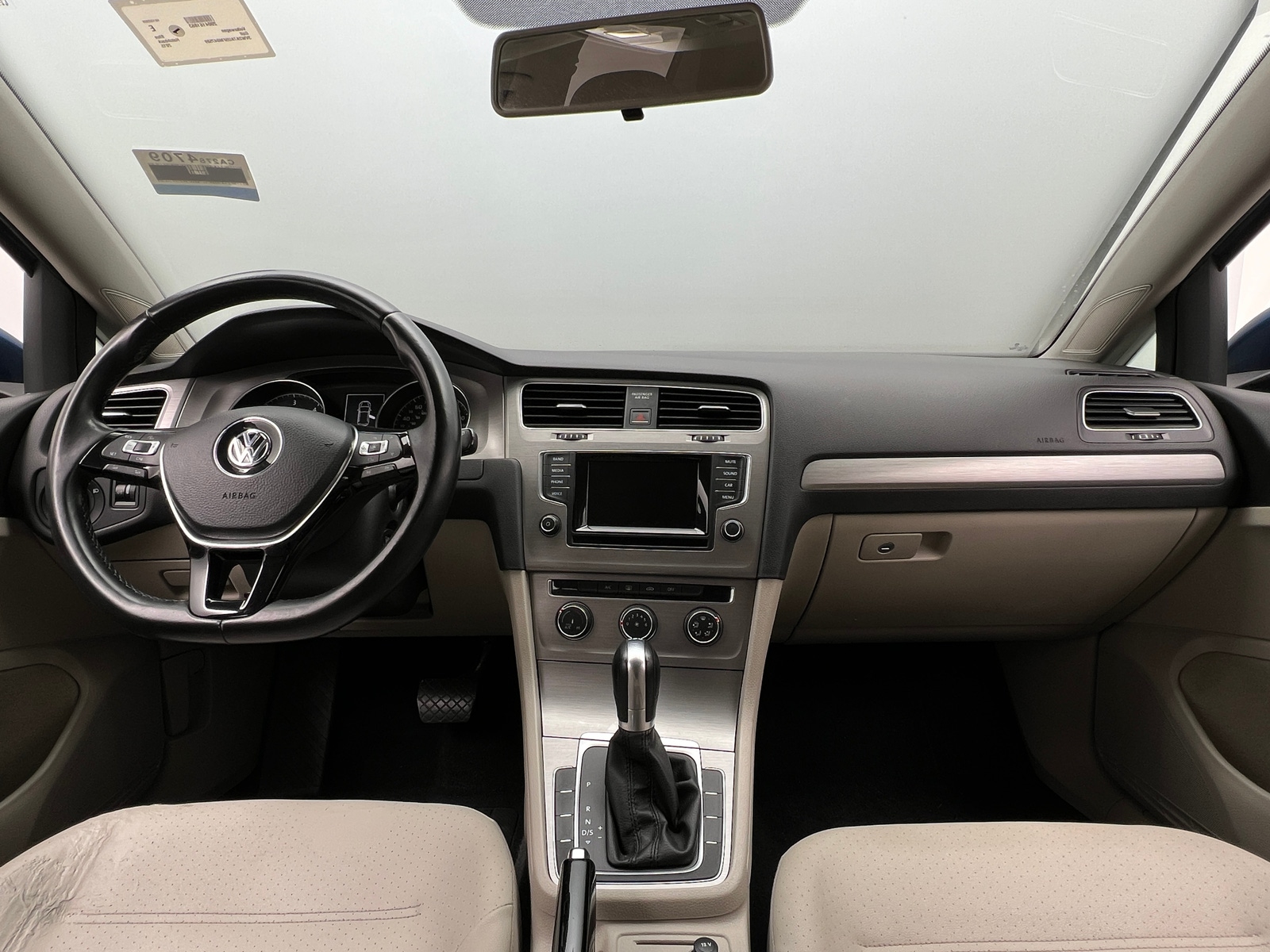 Thumbnail: 2015 Volkswagen Golf - 2