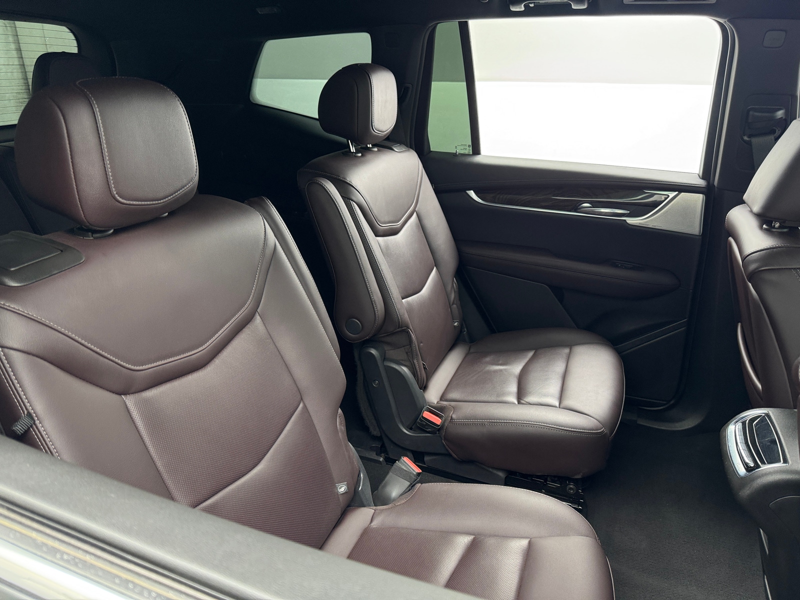 Thumbnail: 2022 Cadillac XT6 - 5