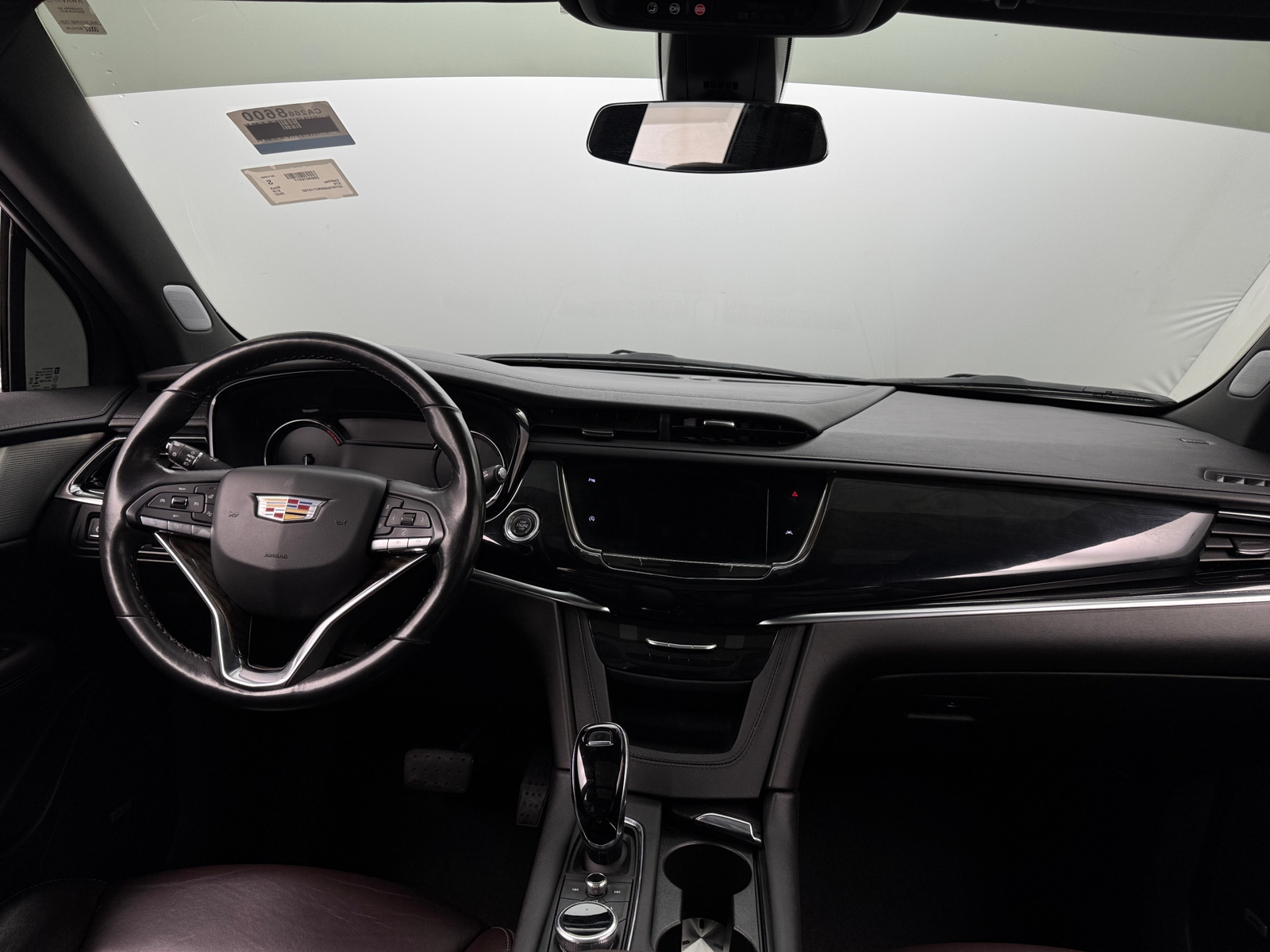 Thumbnail: 2022 Cadillac XT6 - 2