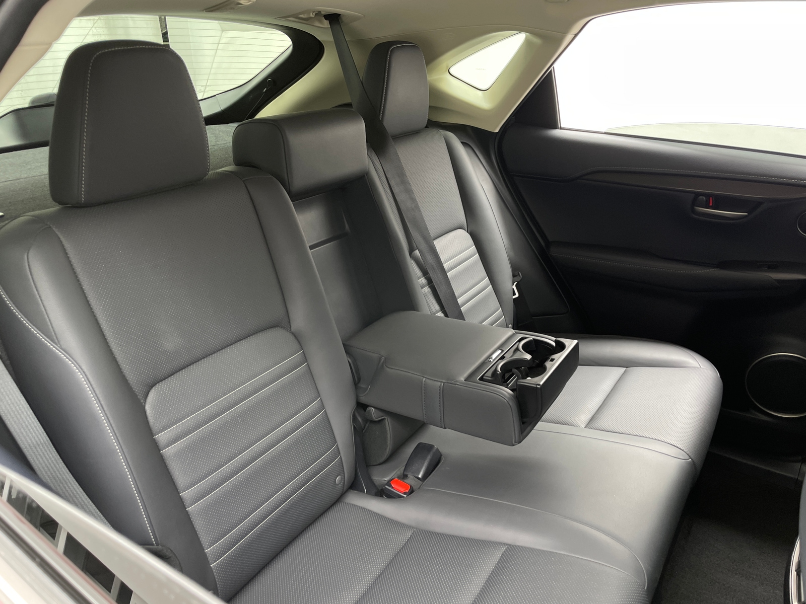 Thumbnail: 2015 Lexus NX - 5