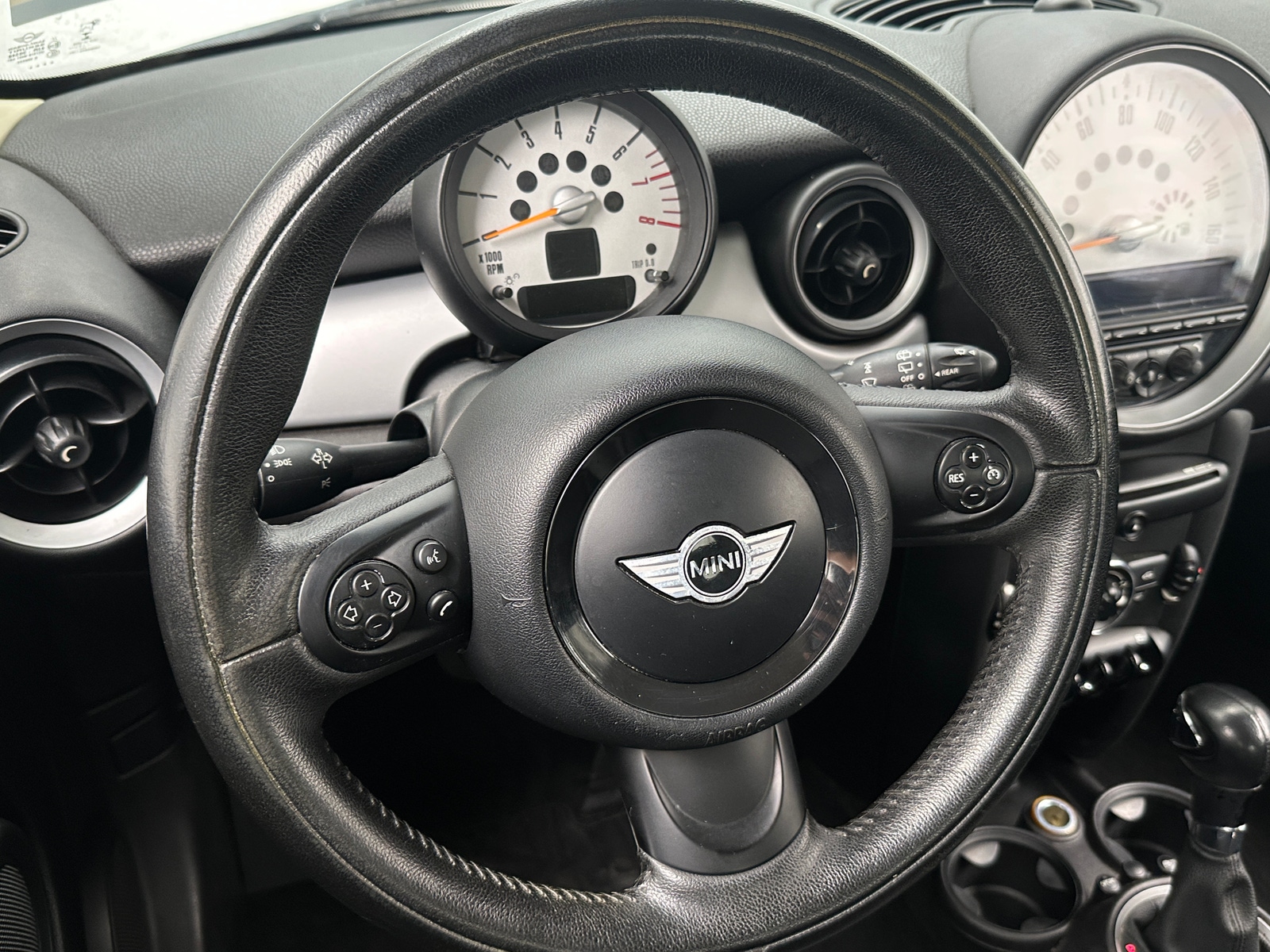 Thumbnail: 2013 MINI Cooper Hardtop - 4