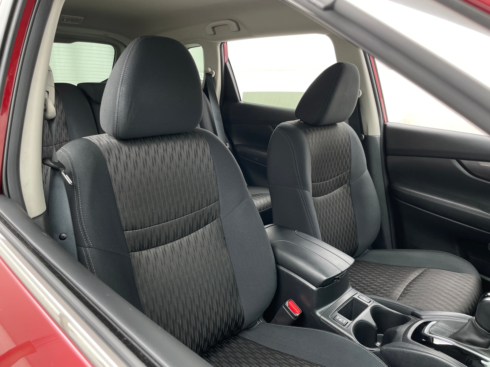 Thumbnail: 2019 Nissan Rogue - 2