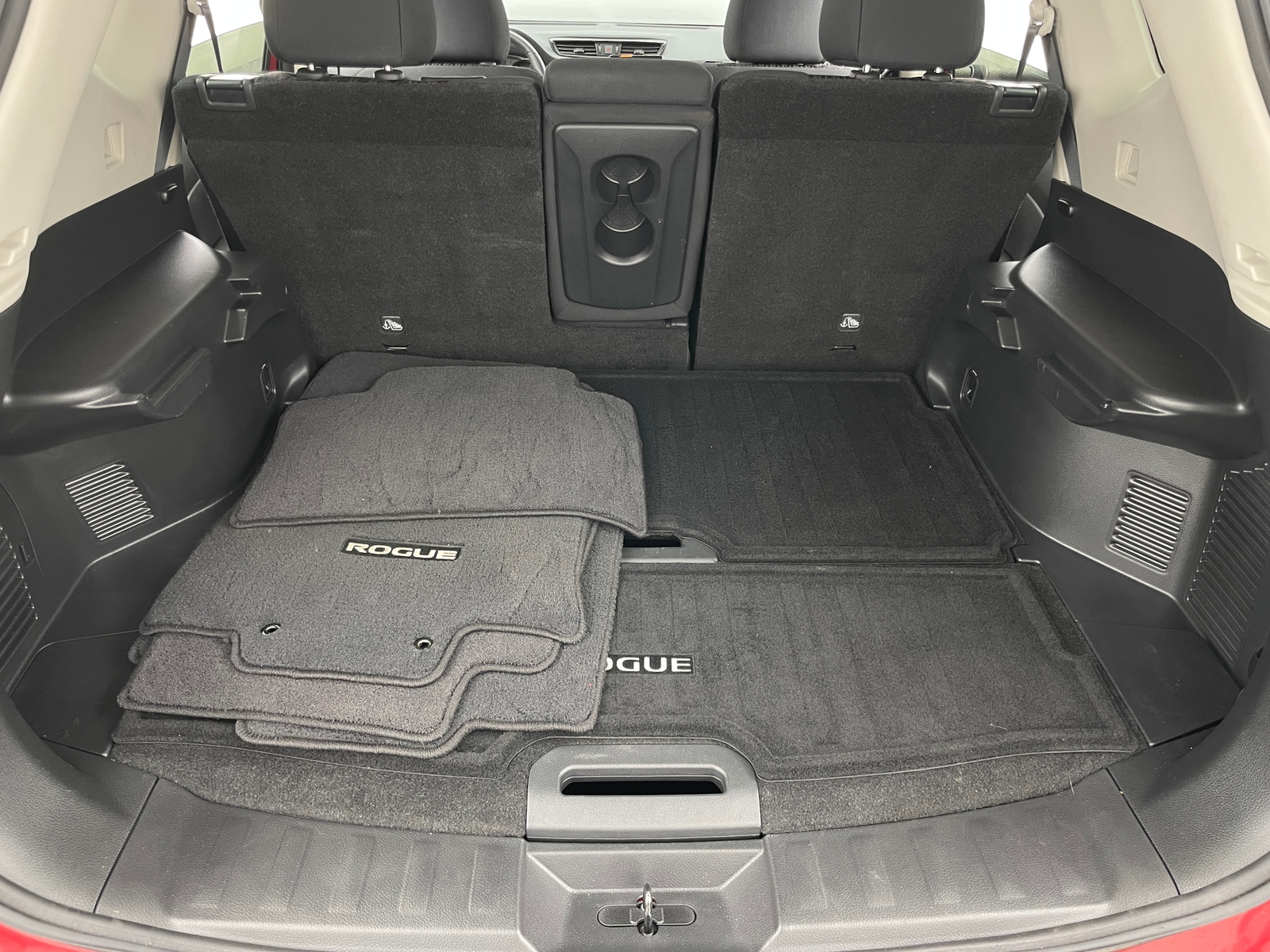 Thumbnail: 2019 Nissan Rogue - 7