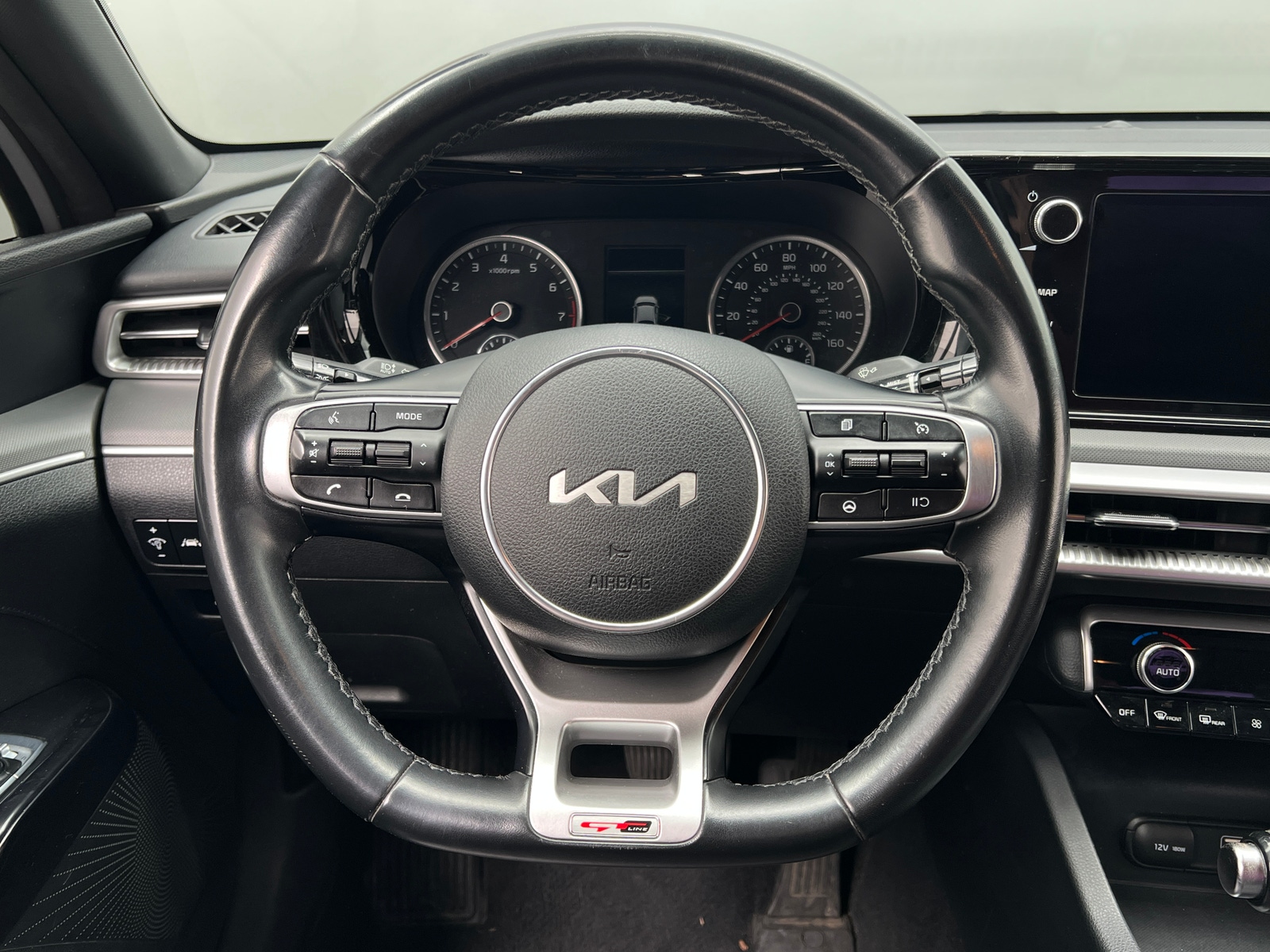 Thumbnail: 2022 Kia K5 - 4