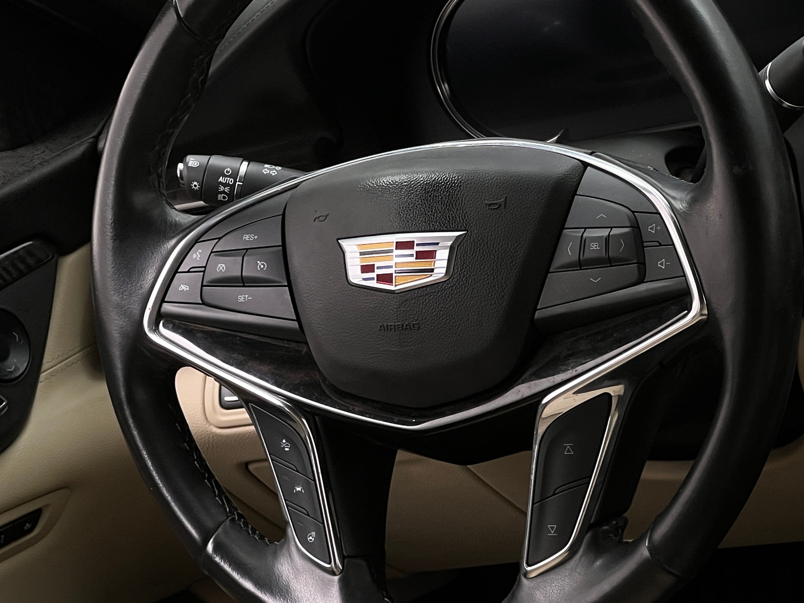 Thumbnail: 2019 Cadillac CT6 - 4