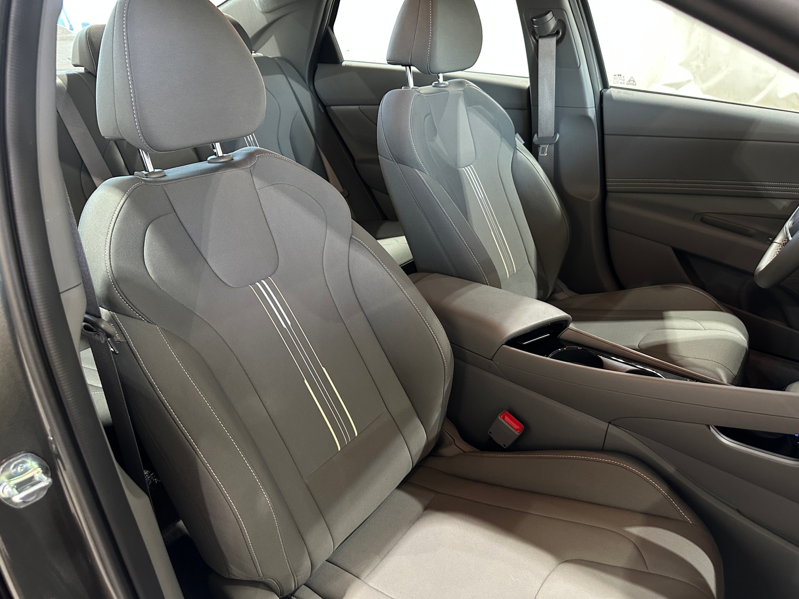Thumbnail: 2025 Hyundai Elantra - 2
