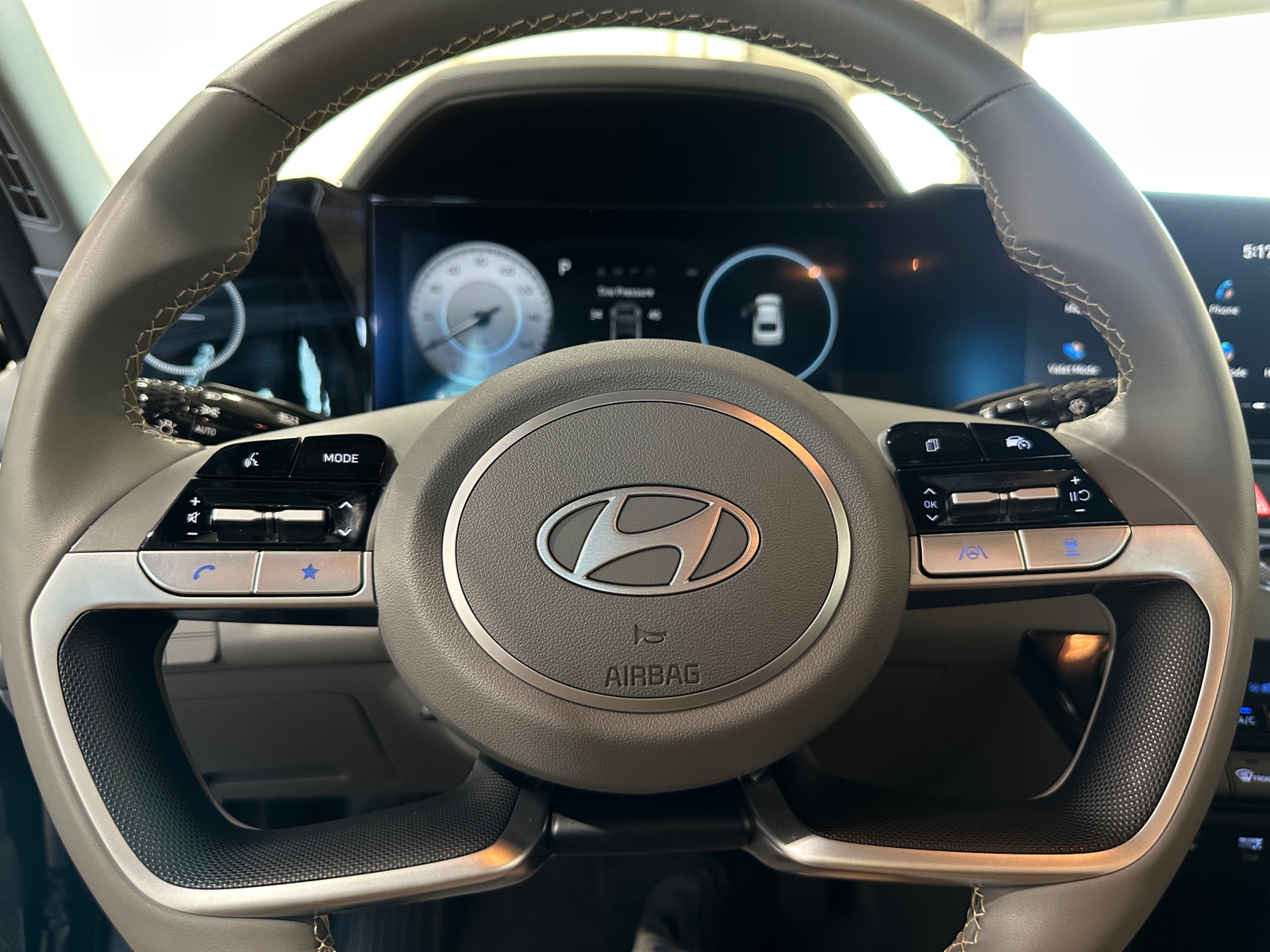 Thumbnail: 2025 Hyundai Elantra - 5