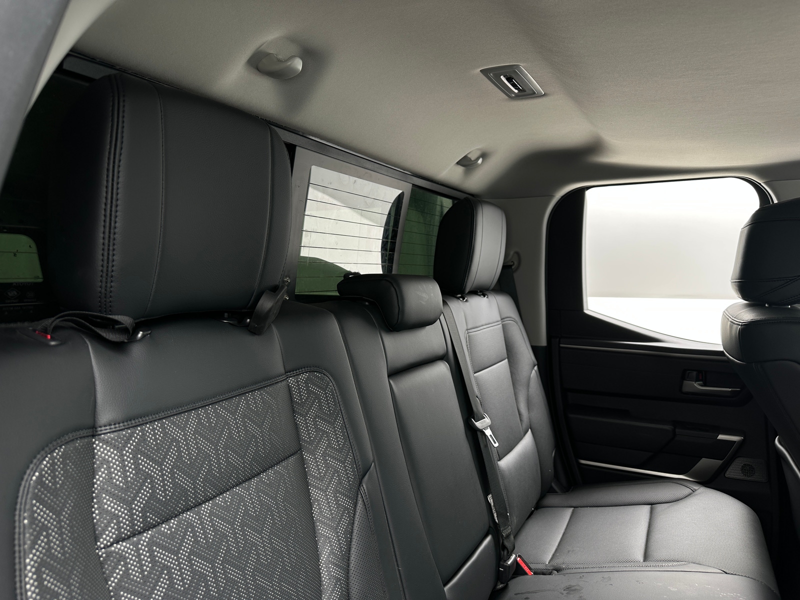 Thumbnail: 2022 Toyota Tundra - 5