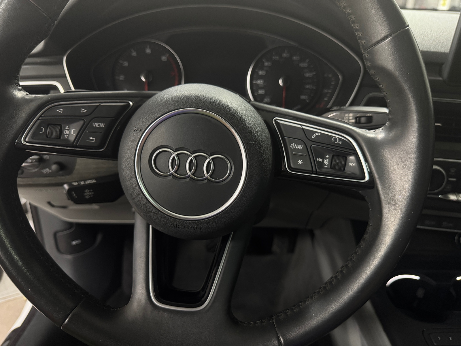 Thumbnail: 2019 Audi A4 - 4
