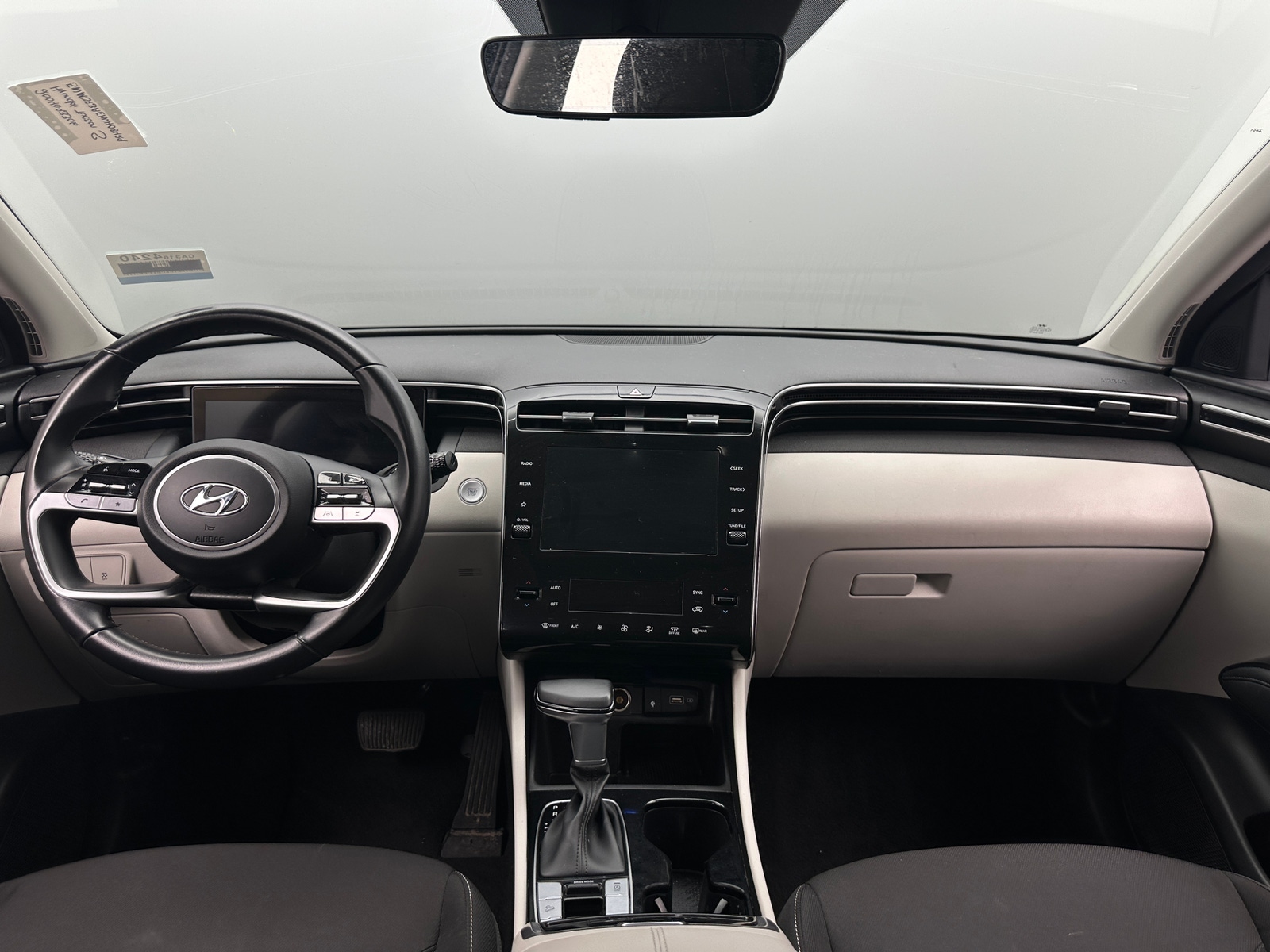 Thumbnail: 2022 Hyundai Tucson - 3
