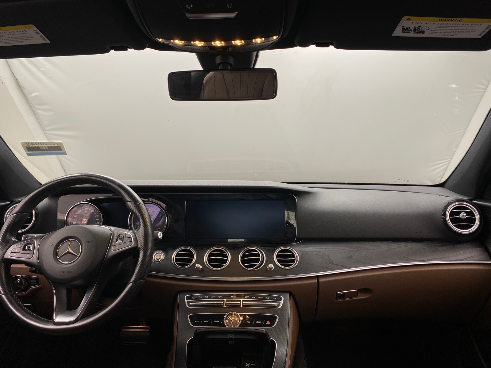 Thumbnail: 2018 Mercedes-Benz E-Class - 2