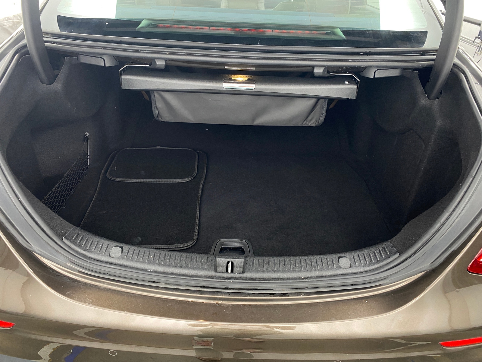 Thumbnail: 2018 Mercedes-Benz E-Class - 6