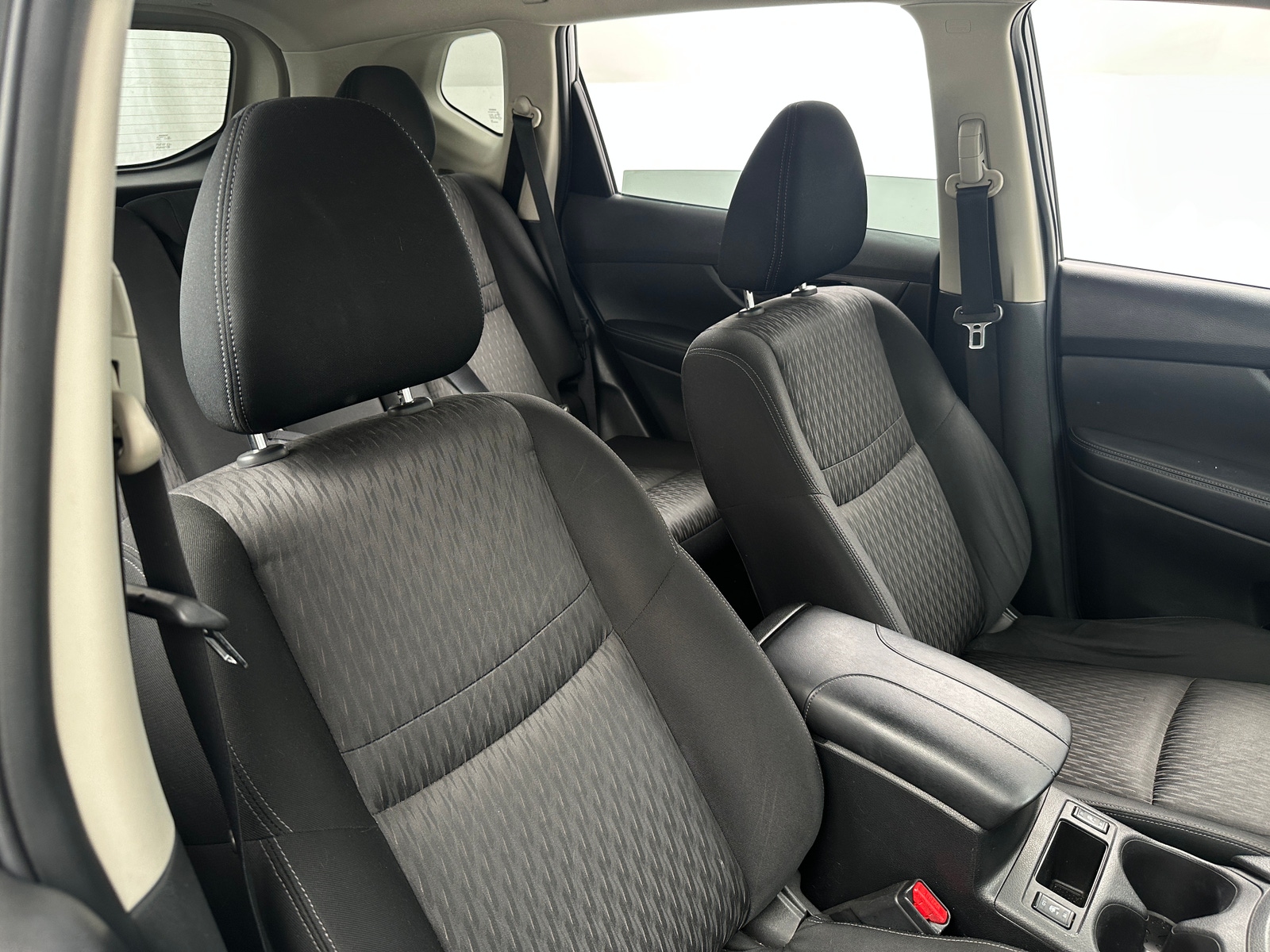 Thumbnail: 2019 Nissan Rogue - 2