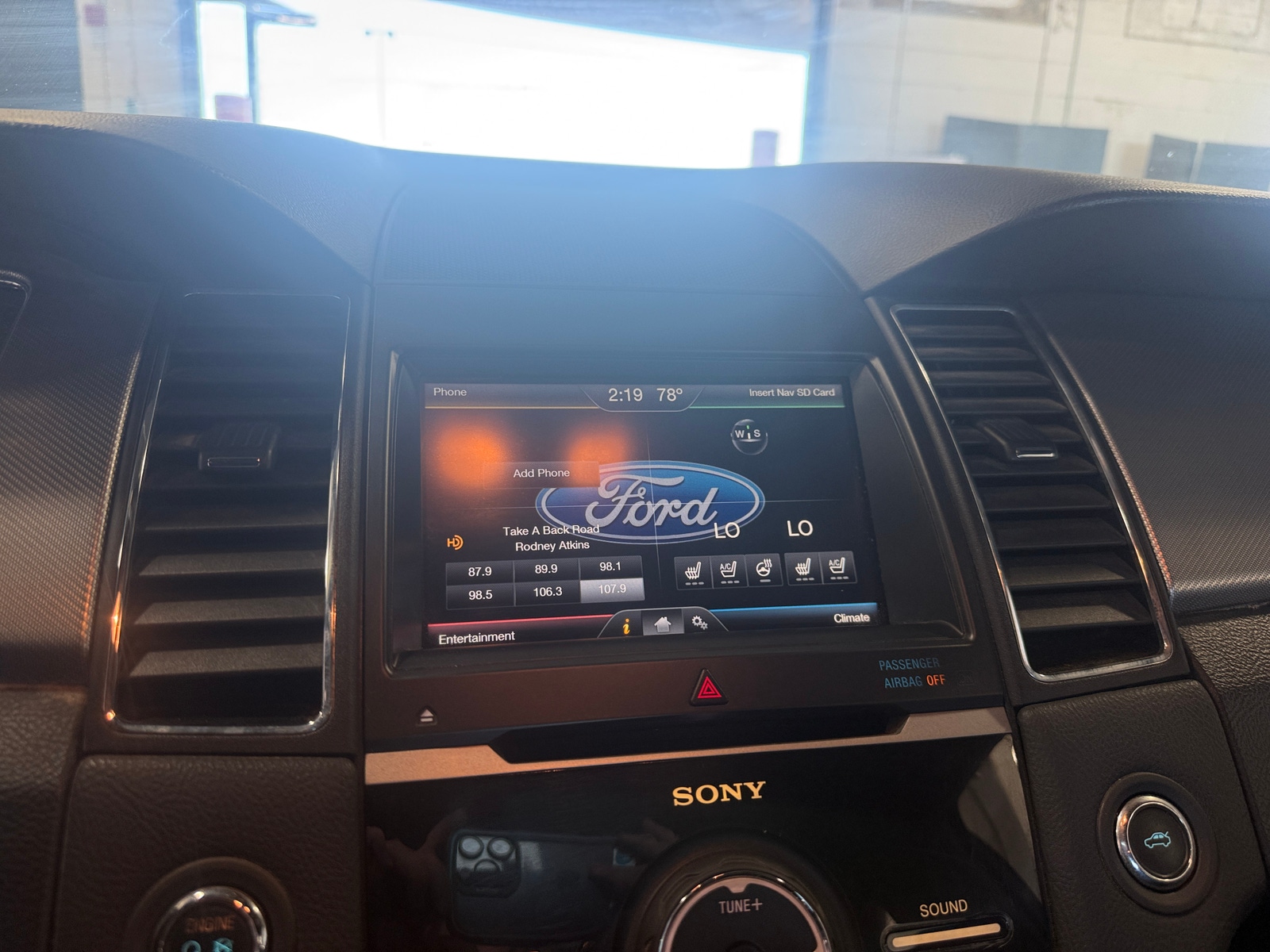 Thumbnail: 2015 Ford Taurus - 3