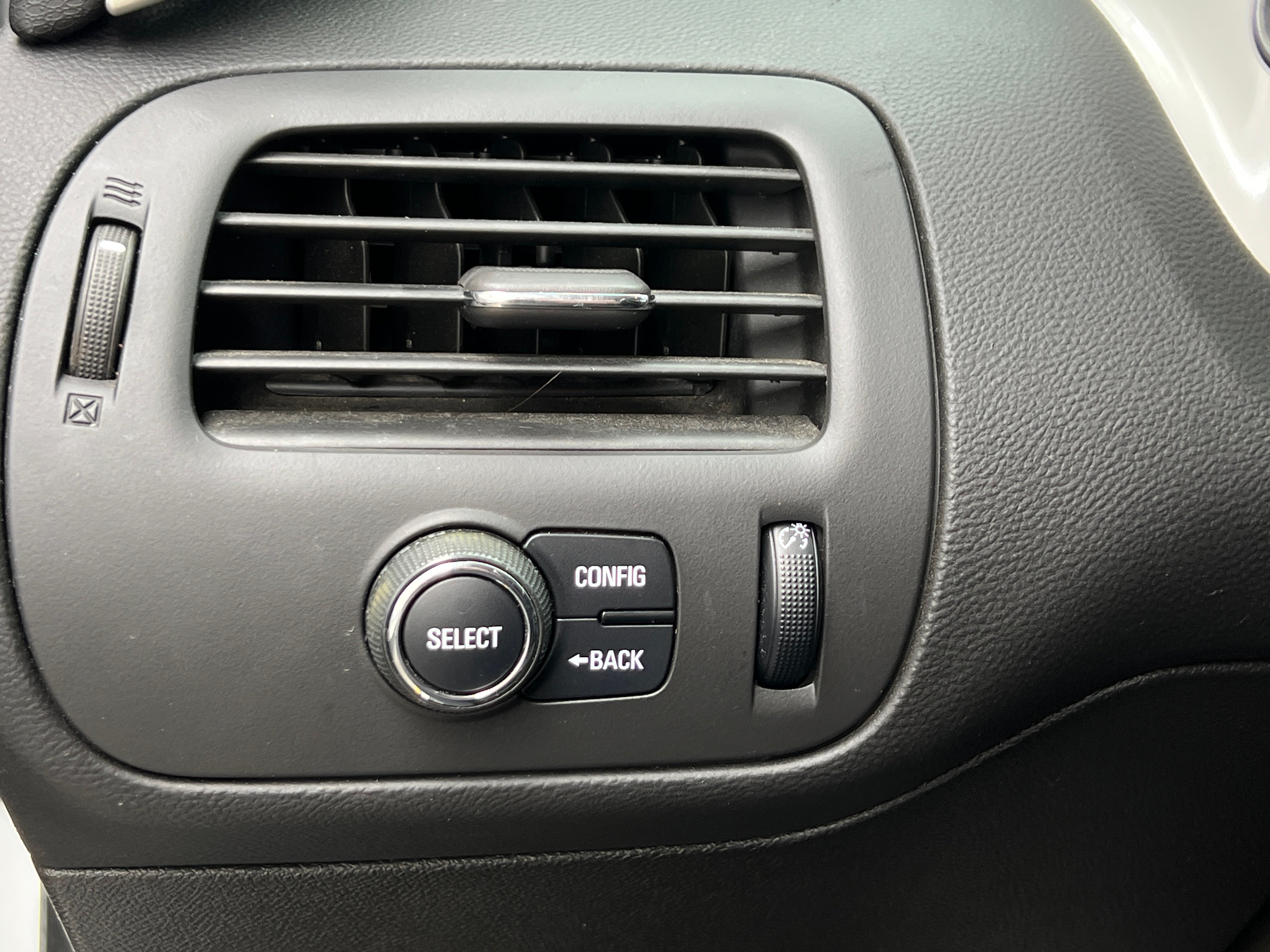 Used 2013 Chevrolet Volt Base with VIN 1G1RE6E46DU143999 for sale in Oak Creek, WI