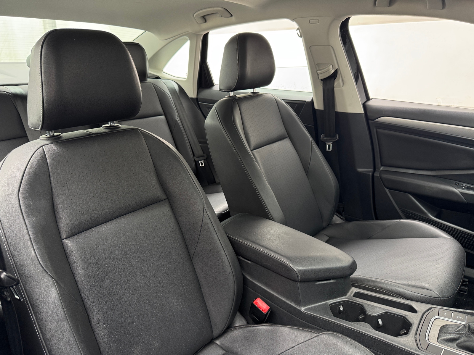 Thumbnail: 2019 Volkswagen Jetta - 2