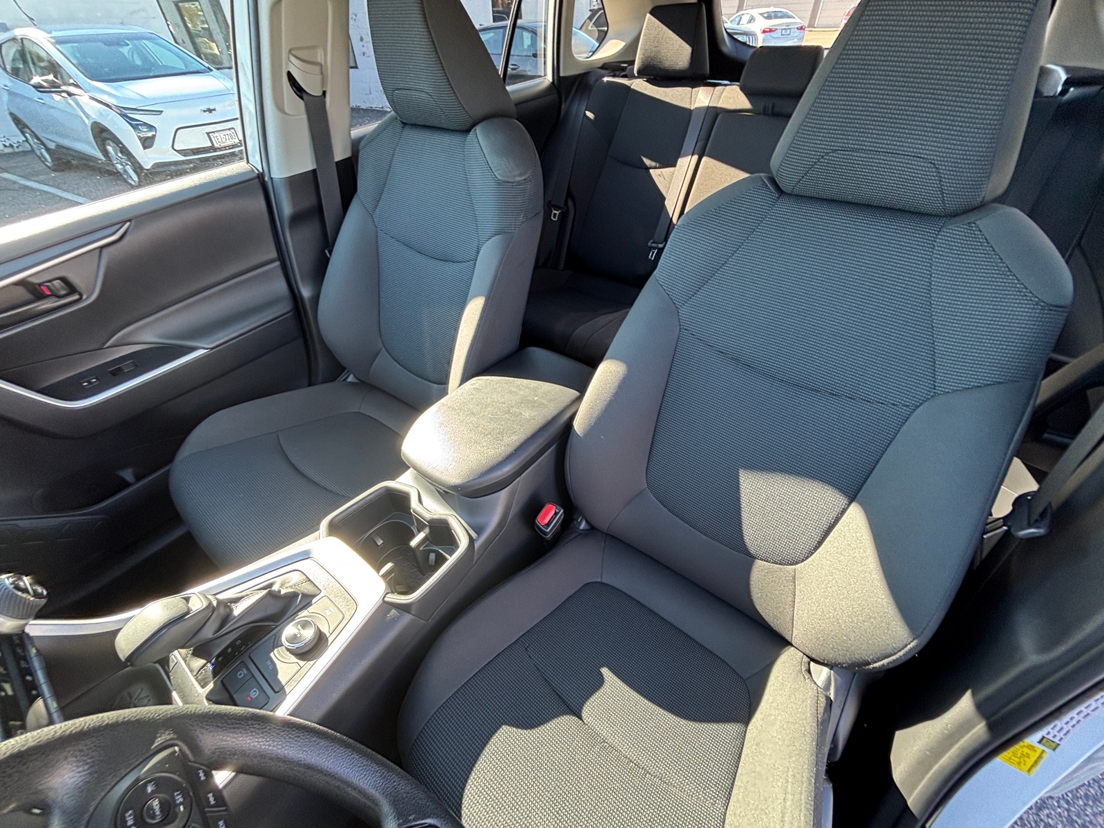 Thumbnail: 2025 Toyota RAV4 - 2