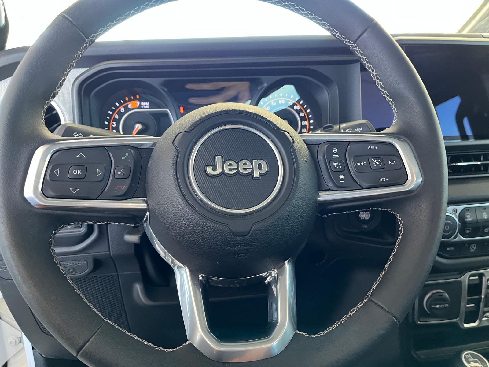 Thumbnail: 2025 Jeep Wrangler - 5