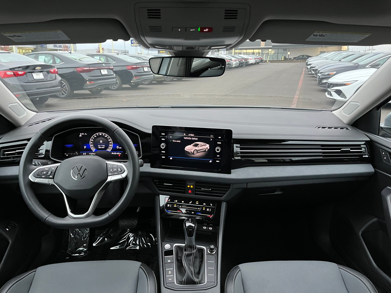 Thumbnail: 2025 Volkswagen Jetta - 3