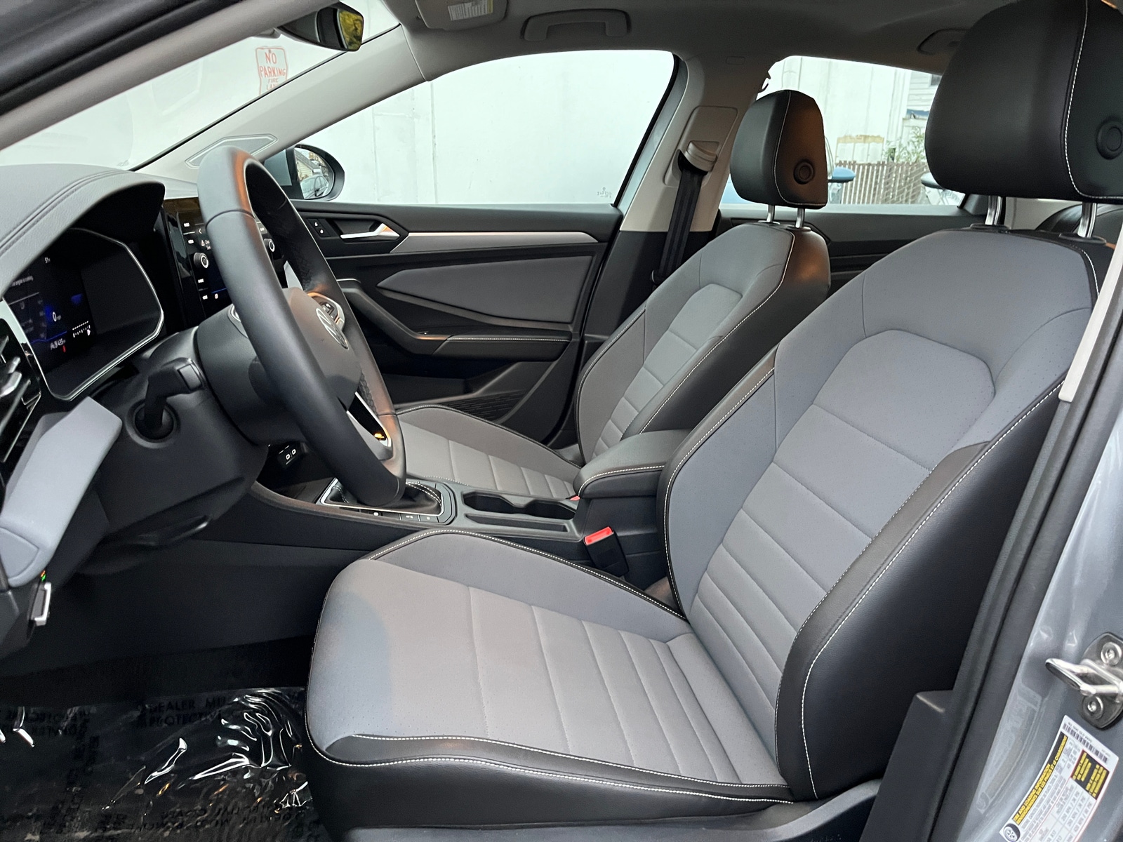 Thumbnail: 2025 Volkswagen Jetta - 2