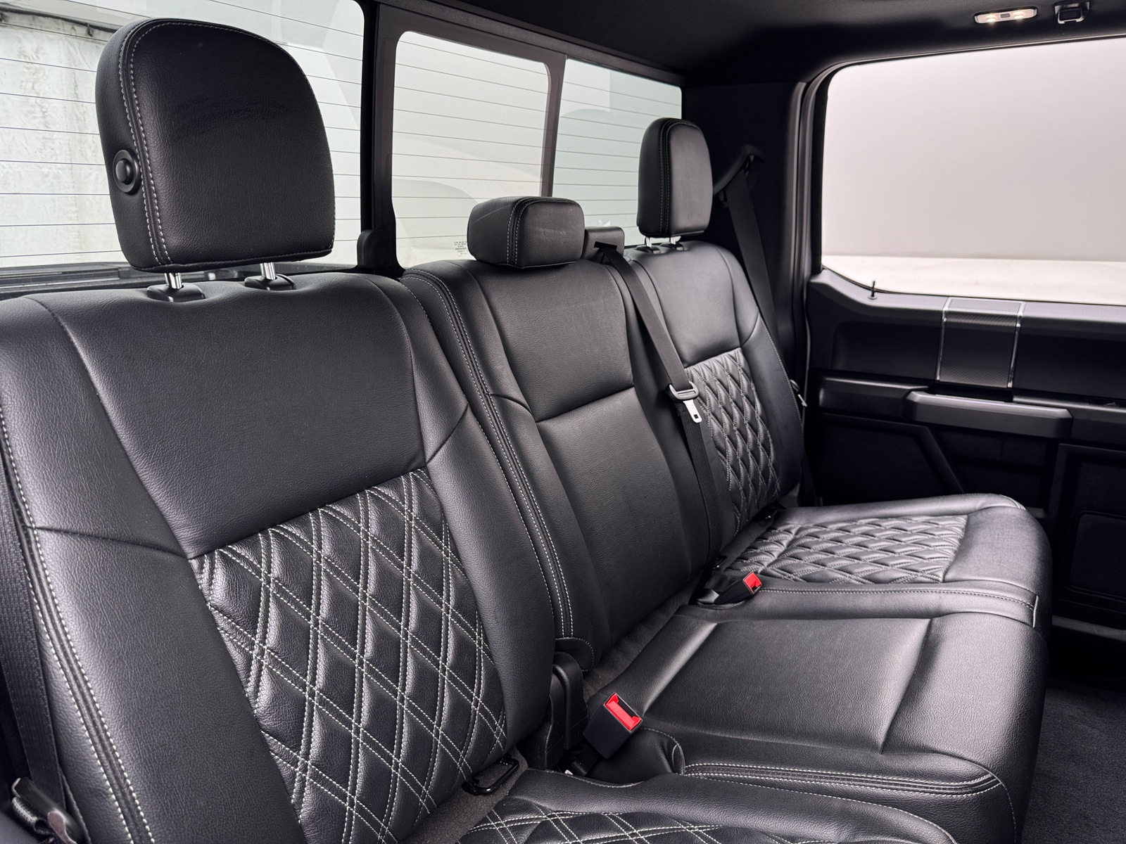 Thumbnail: 2019 Ford Econoline - 6