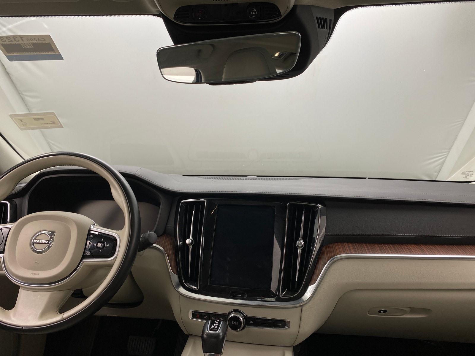 Thumbnail: 2019 Volvo S60 - 2