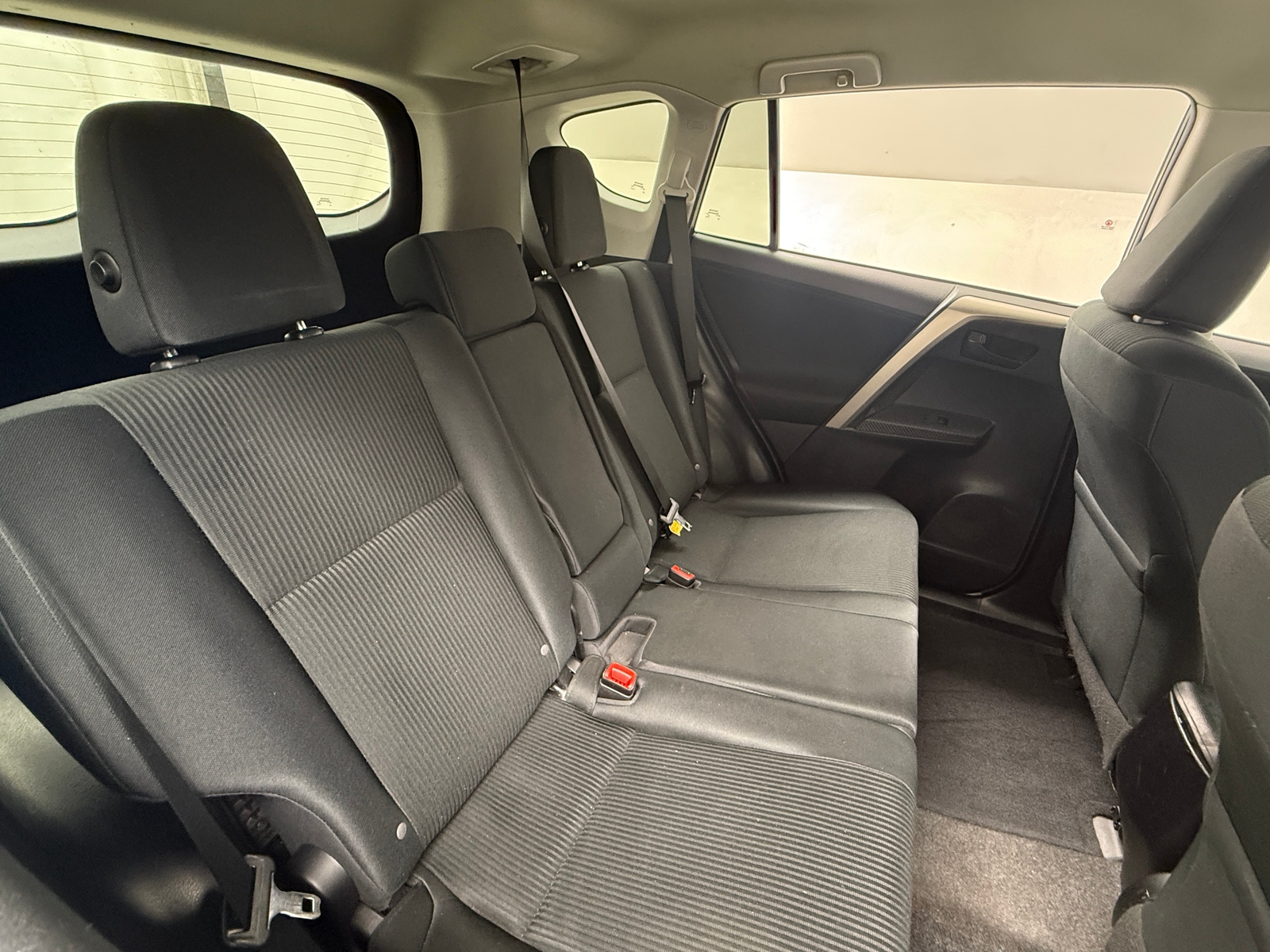 Thumbnail: 2015 Toyota RAV4 - 6