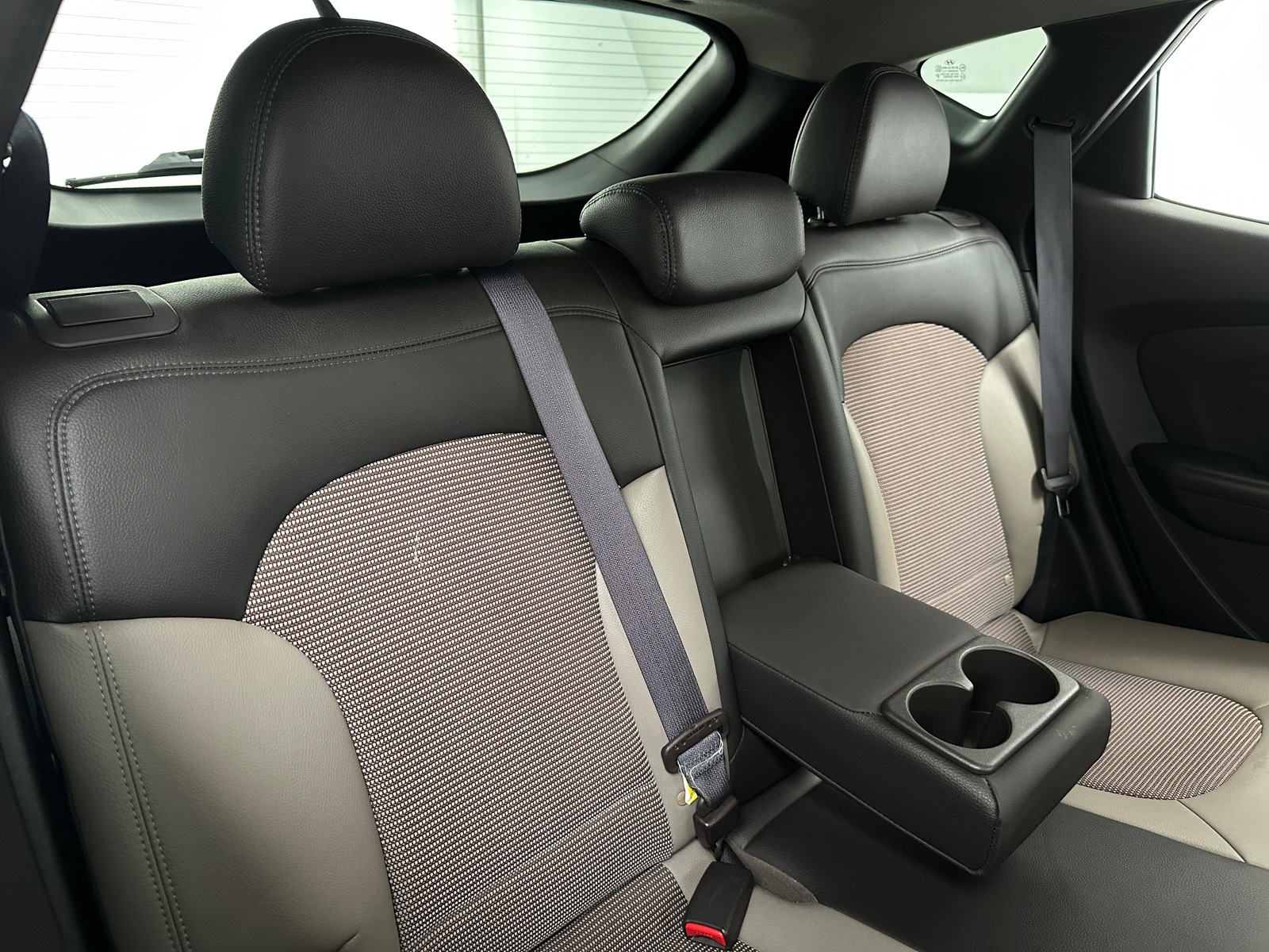 Thumbnail: 2012 Hyundai Tucson - 5