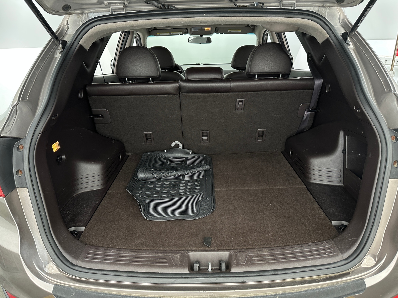 Thumbnail: 2012 Hyundai Tucson - 6