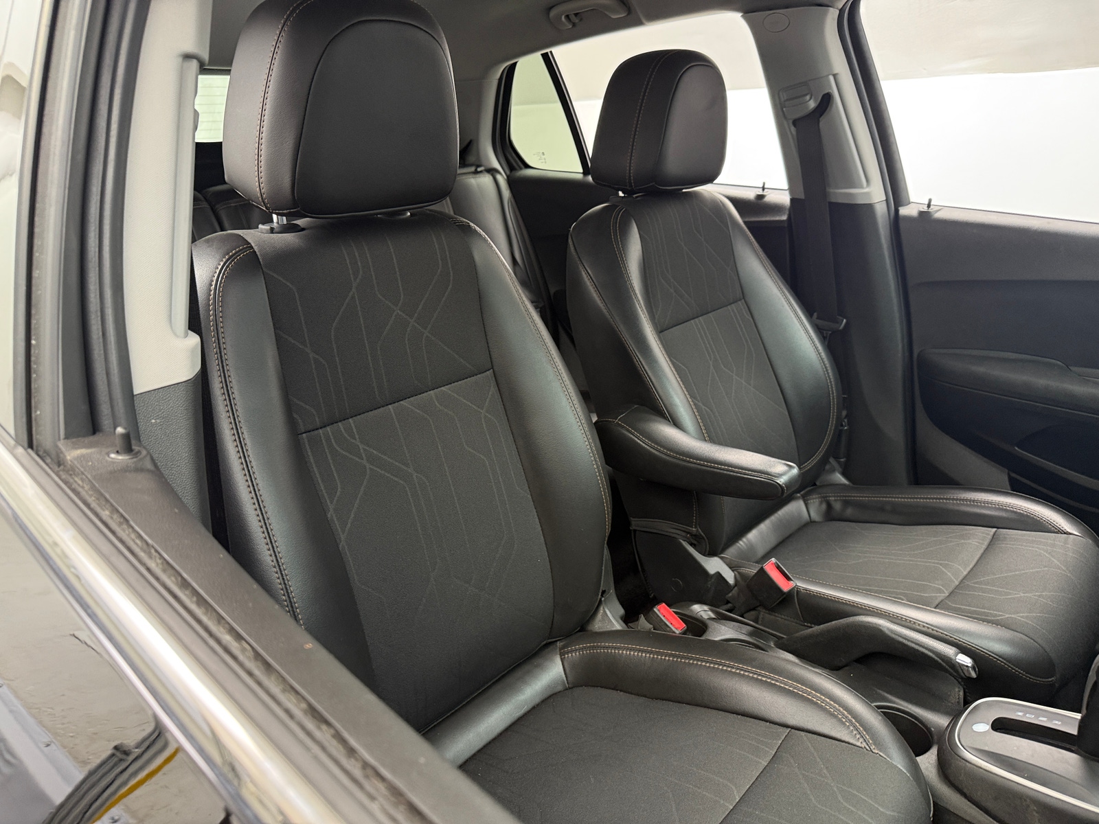 Thumbnail: 2018 Chevrolet Trax - 2