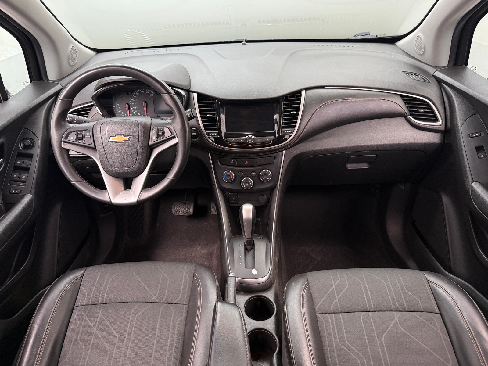 Thumbnail: 2018 Chevrolet Trax - 3