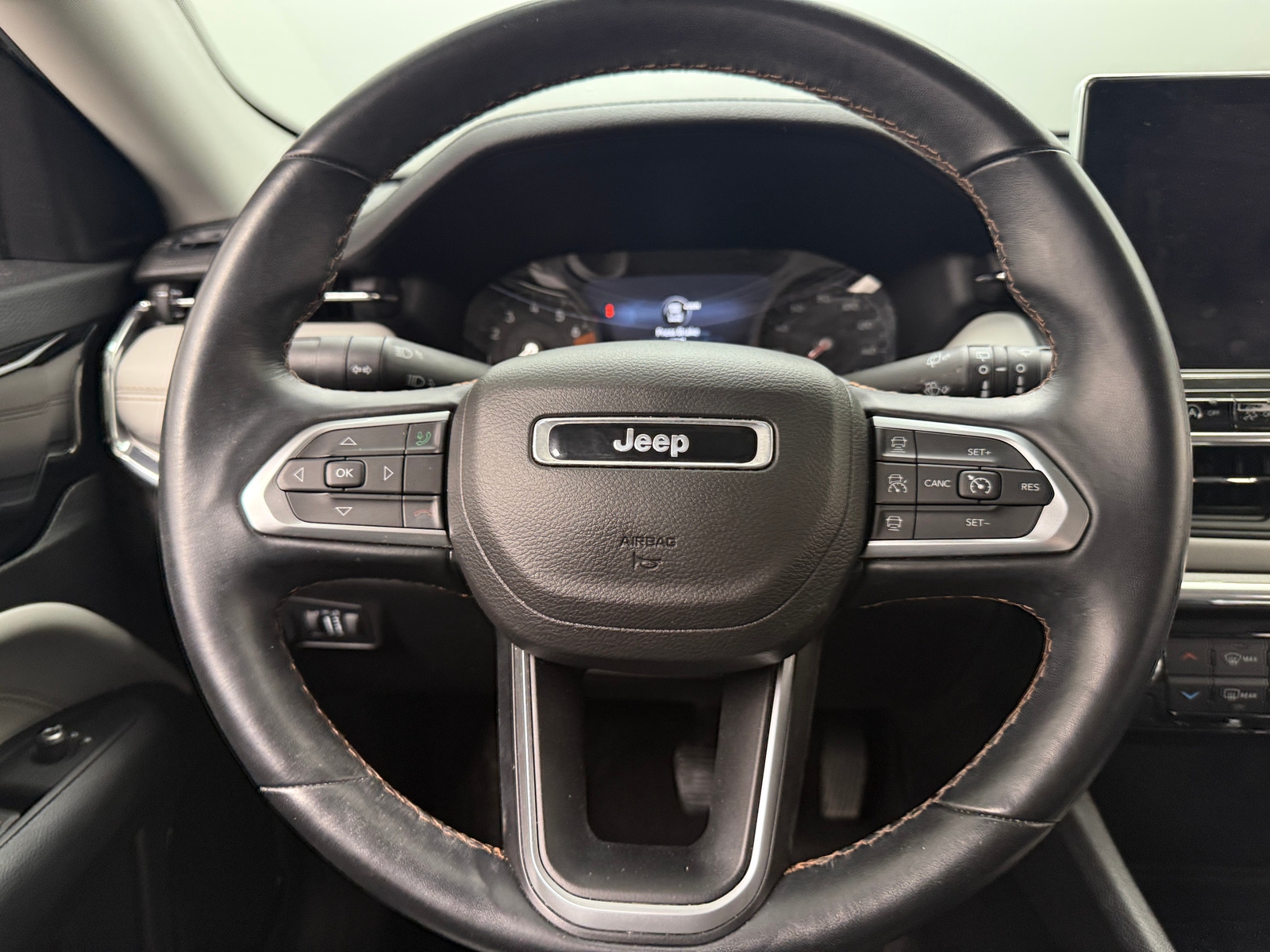 Thumbnail: 2022 Jeep Compass - 4