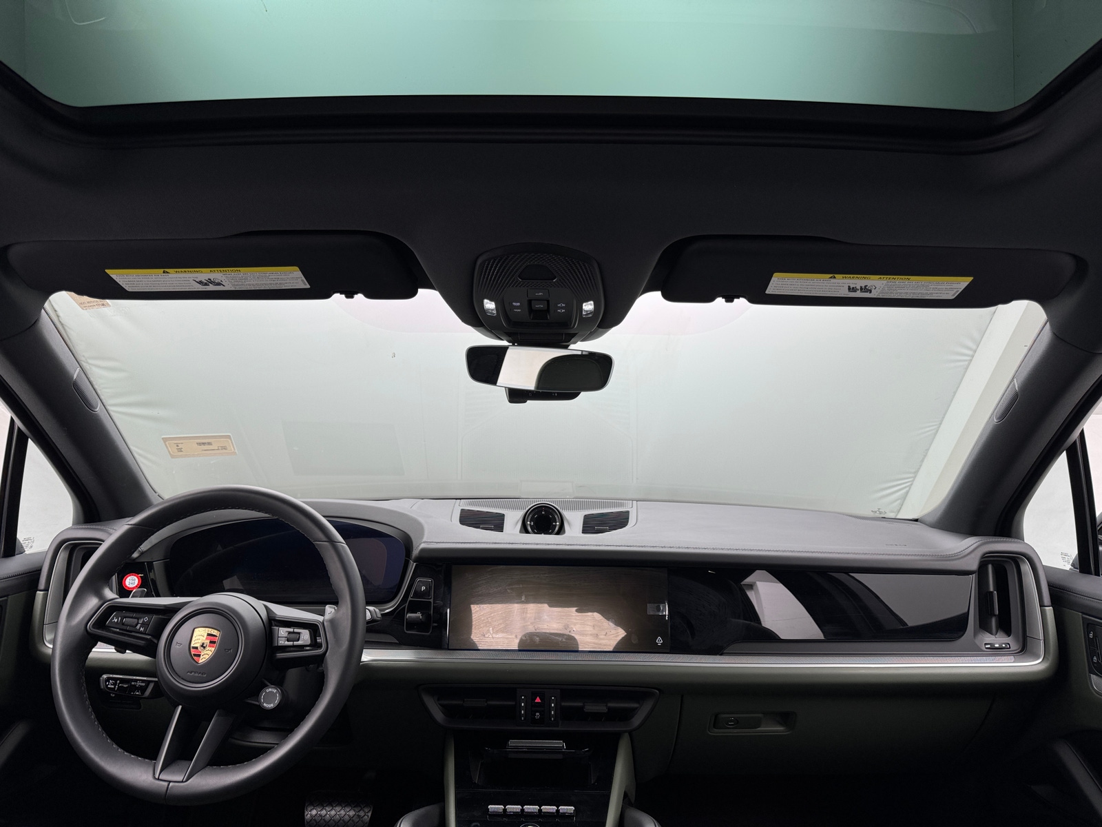 Thumbnail: 2024 Porsche Cayenne - 2