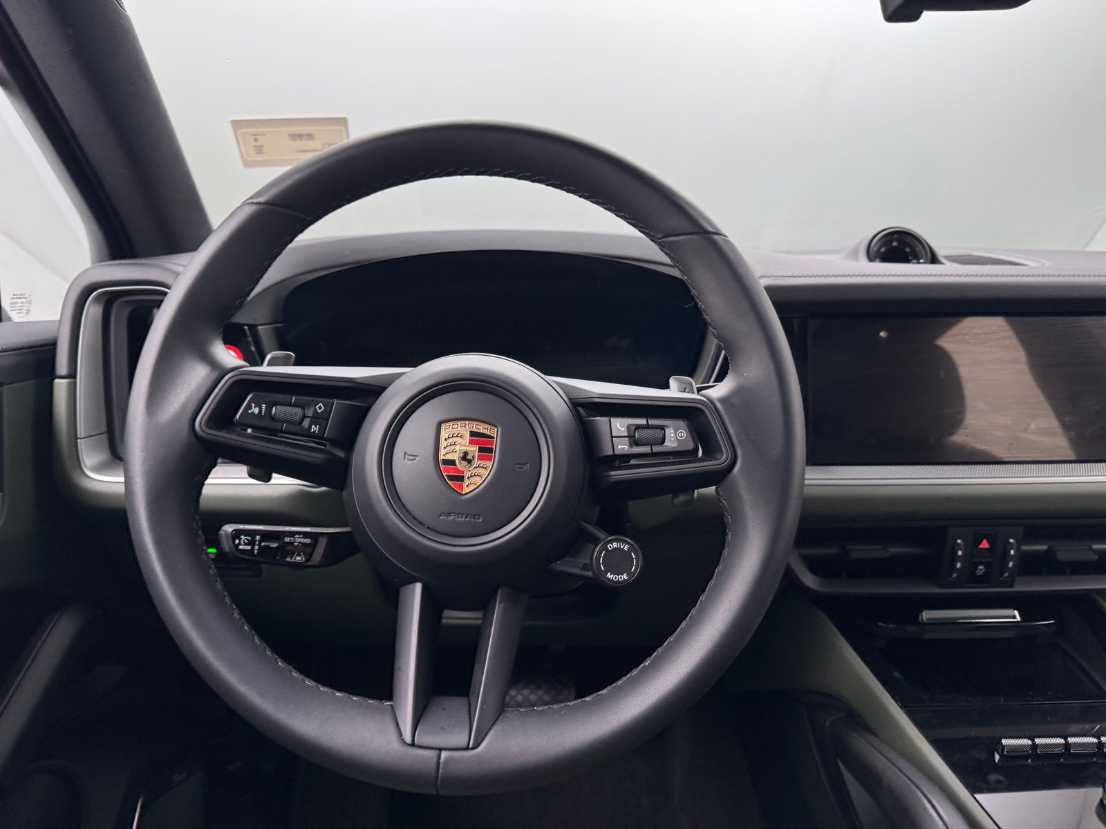 Thumbnail: 2024 Porsche Cayenne - 4