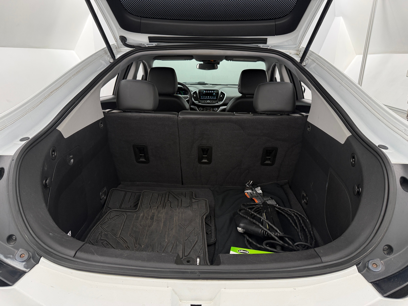 Thumbnail: 2017 Chevrolet Volt - 6