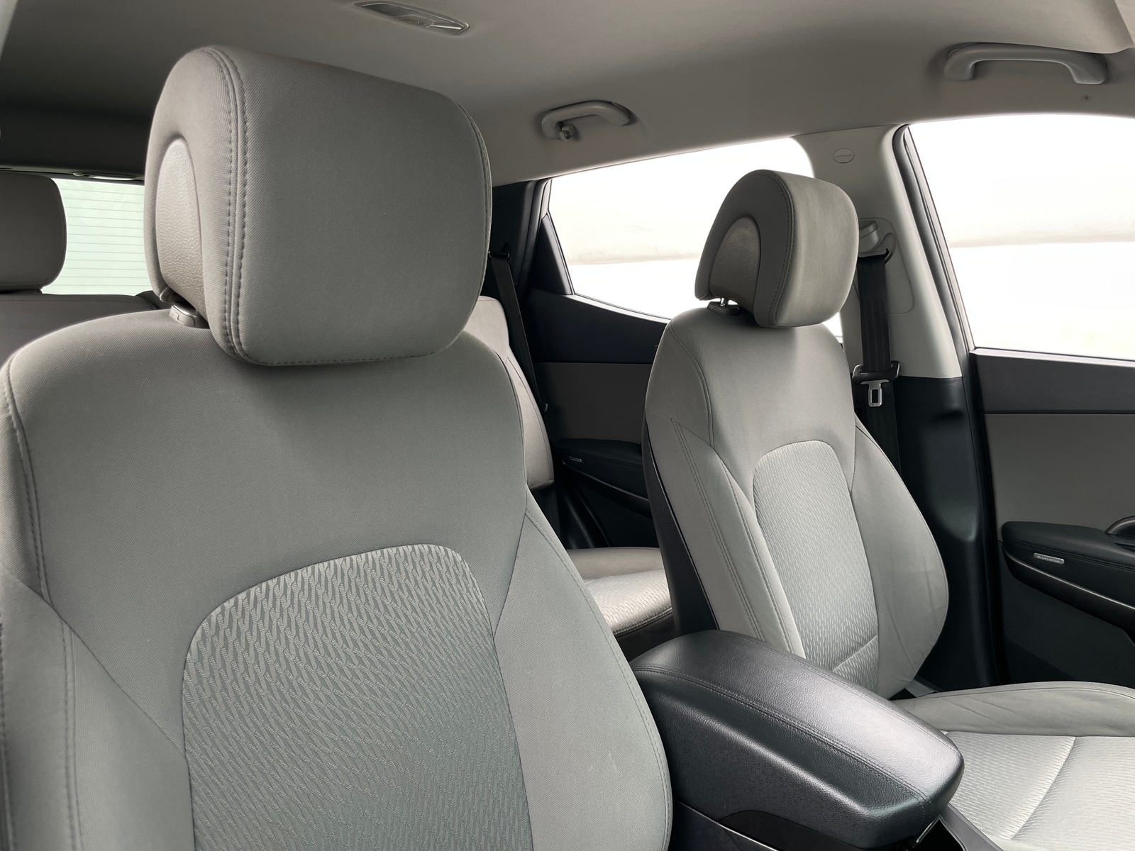 Thumbnail: 2018 Hyundai Santa Fe - 2