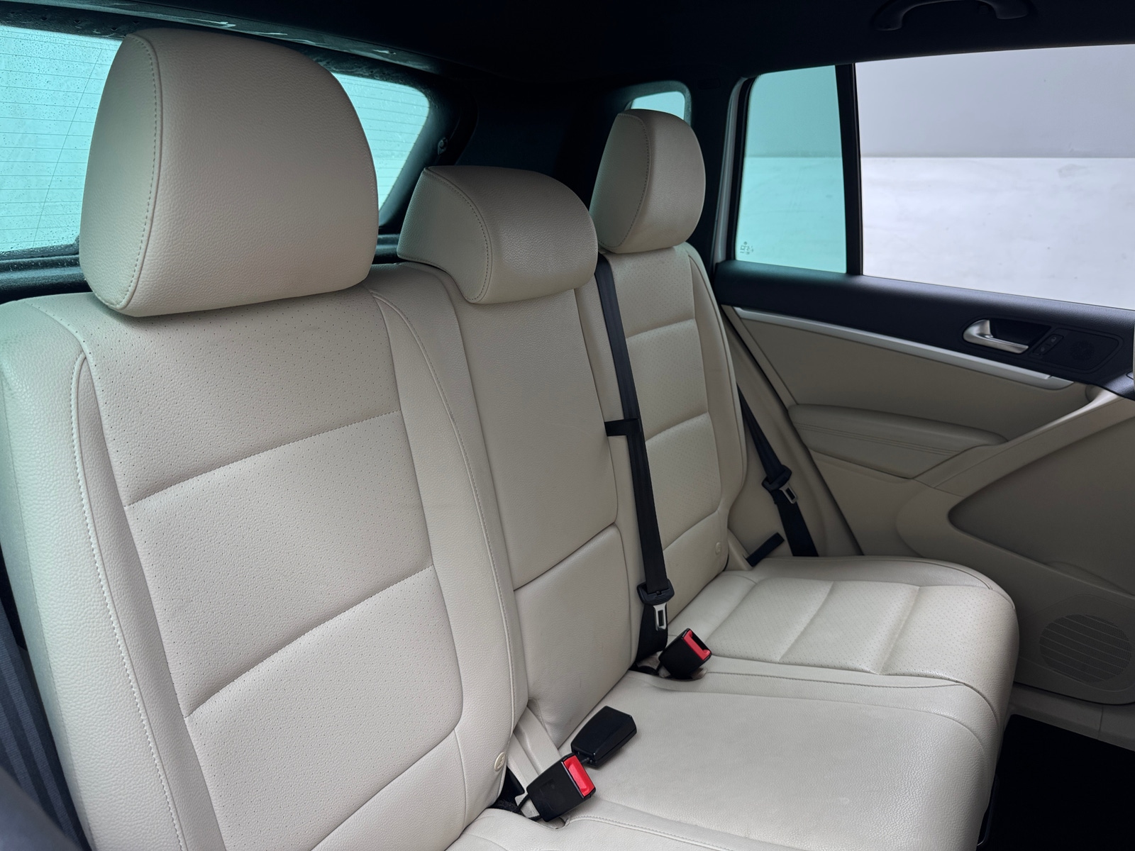Thumbnail: 2016 Volkswagen Tiguan - 6