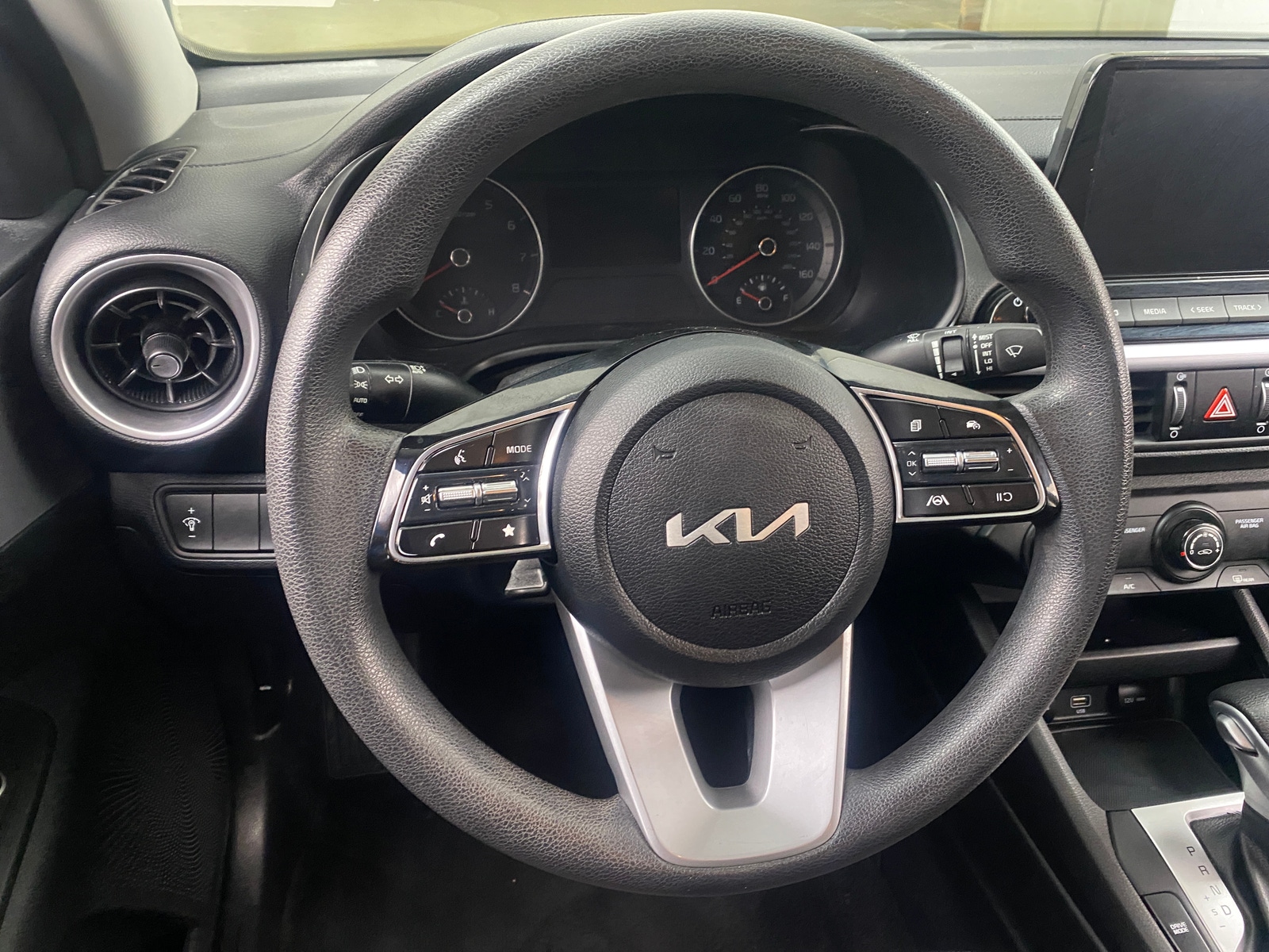 Thumbnail: 2022 Kia Forte - 5