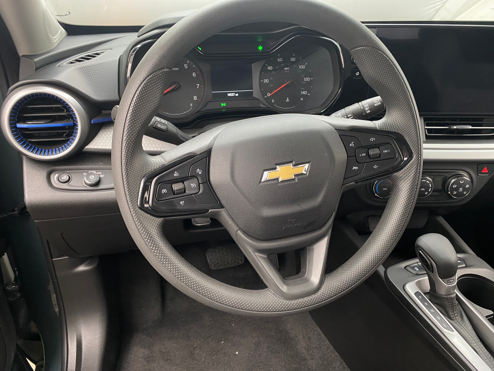 Thumbnail: 2025 Chevrolet Trax - 5