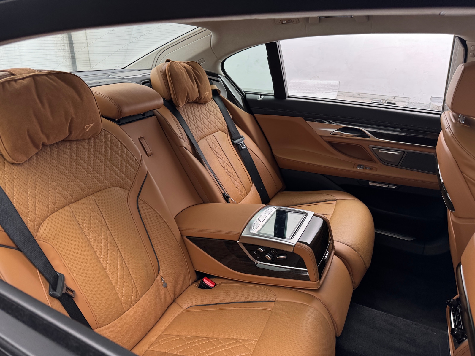 Thumbnail: 2016 BMW 7 Series - 5