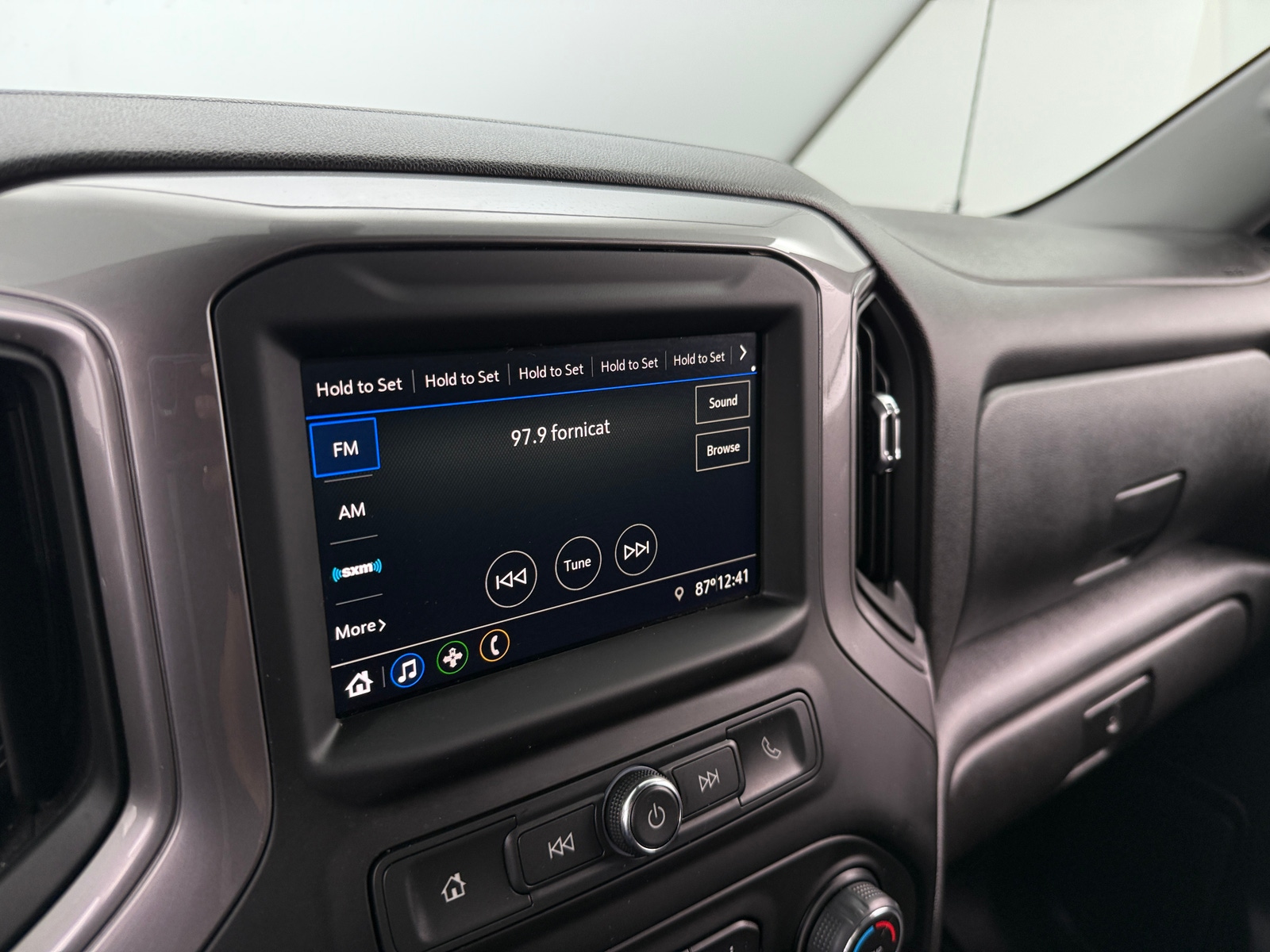 Thumbnail: 2022 Chevrolet Silverado 1500 - 4