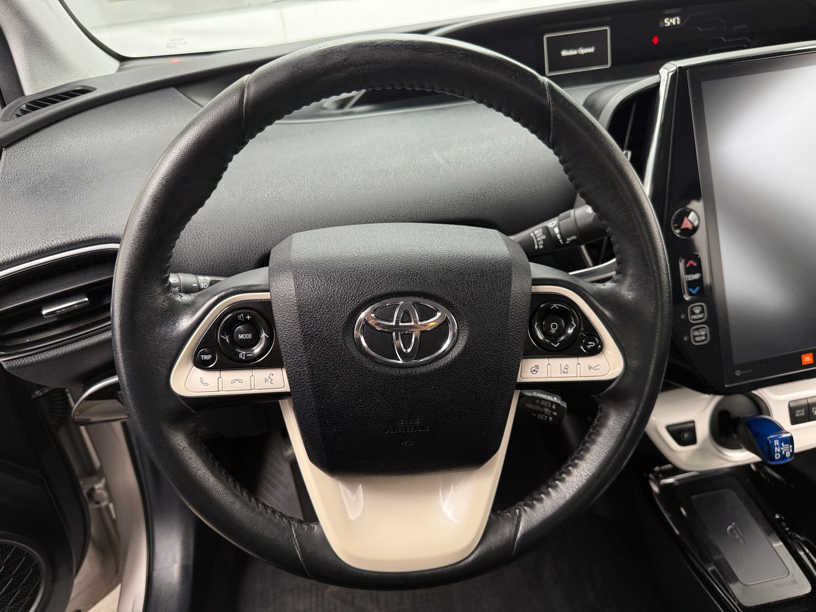 Thumbnail: 2017 Toyota Prius Prime - 4