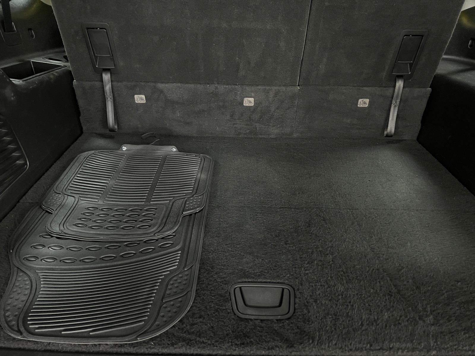 Thumbnail: 2018 Chevrolet Suburban - 6