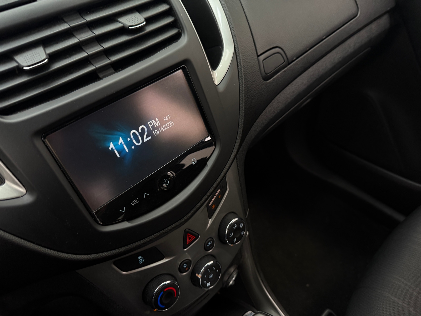 Thumbnail: 2016 Chevrolet Trax - 4