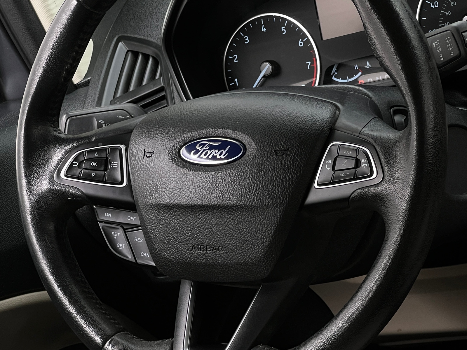 Thumbnail: 2021 Ford EcoSport - 4