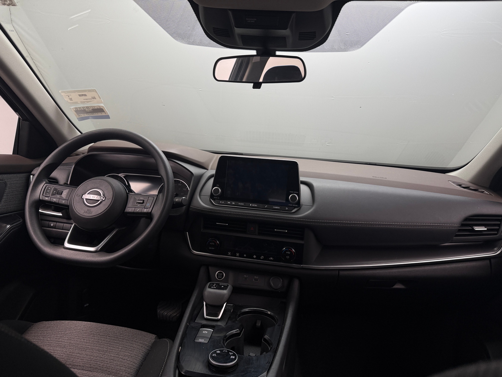 Thumbnail: 2023 Nissan Rogue - 3