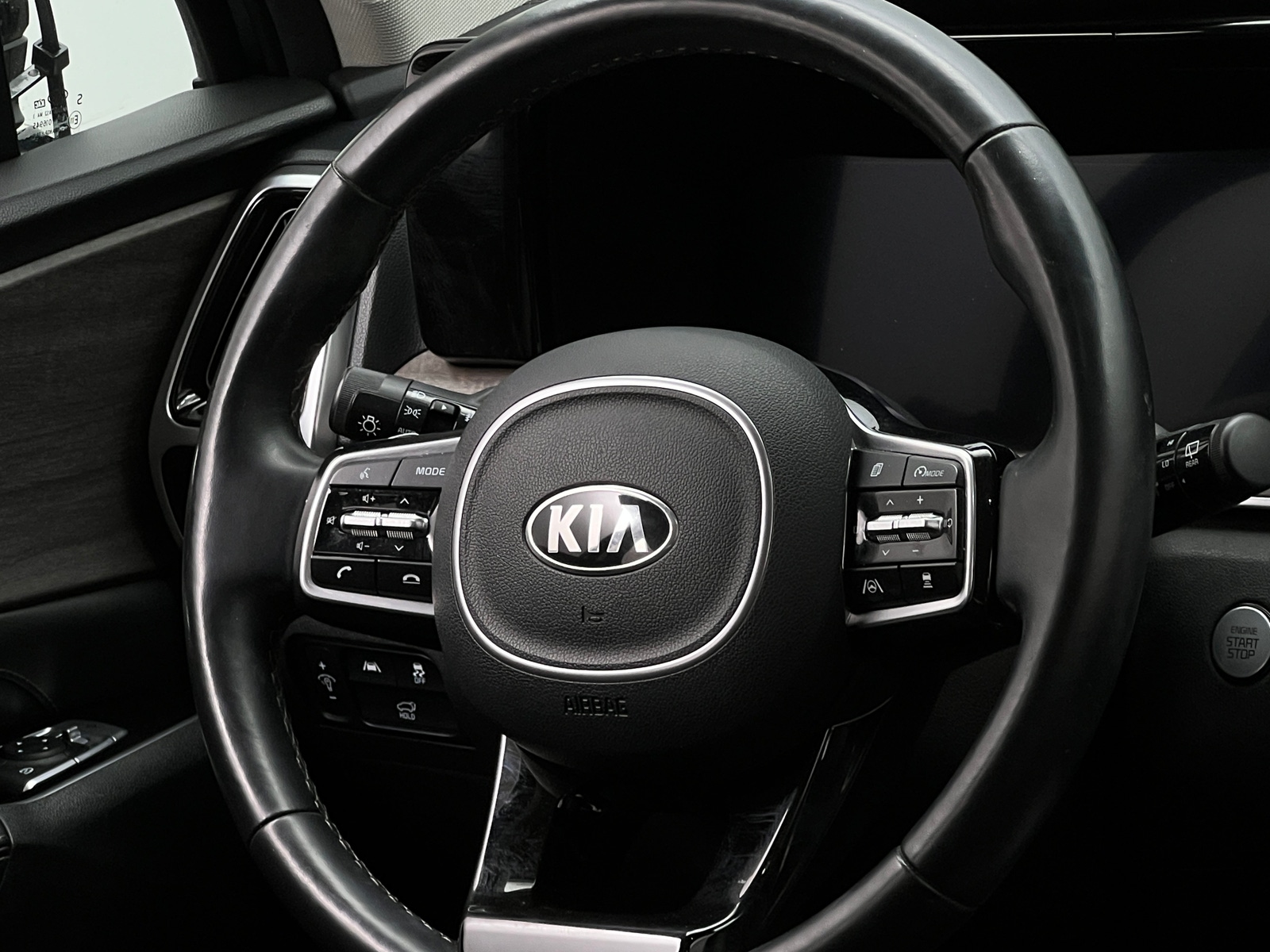Thumbnail: 2021 Kia Sorento - 4