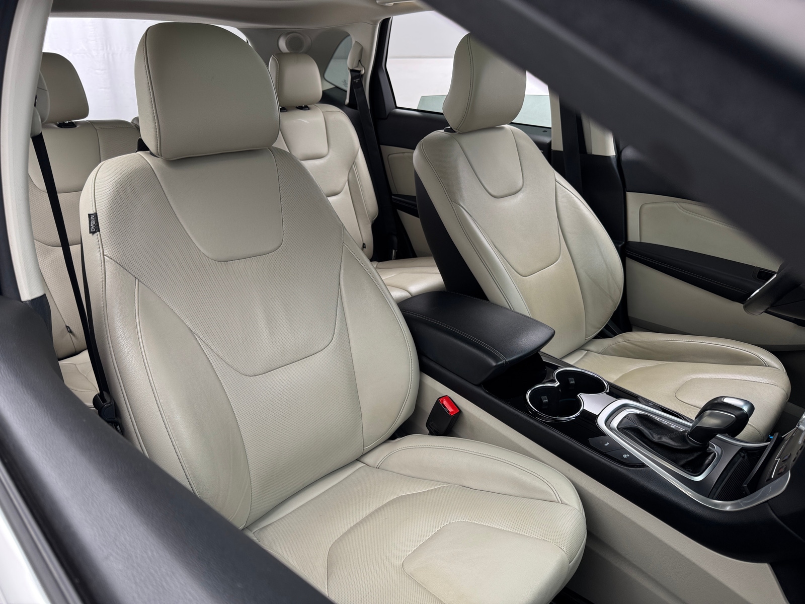 Thumbnail: 2018 Ford Edge - 2
