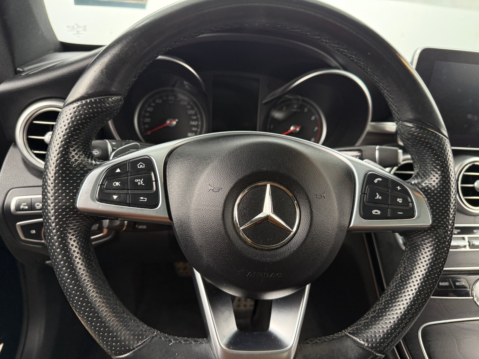 Thumbnail: 2018 Mercedes-Benz C-Class - 3