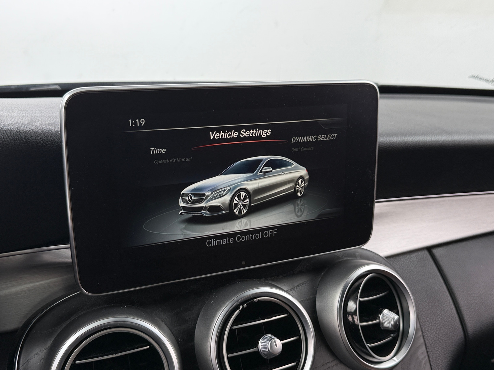 Thumbnail: 2018 Mercedes-Benz C-Class - 2